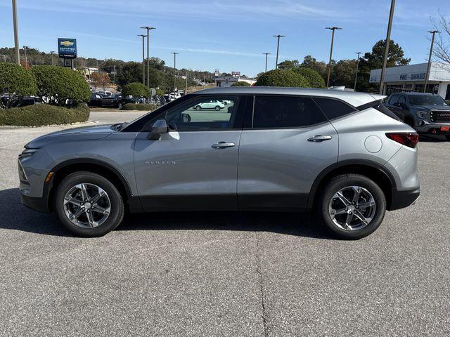 new 2025 Chevrolet Blazer car, priced at $35,065