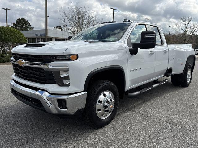 new 2026 Chevrolet Silverado 3500 car, priced at $65,725