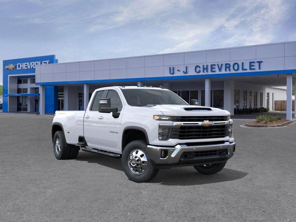 new 2026 Chevrolet Silverado 3500 car, priced at $75,695