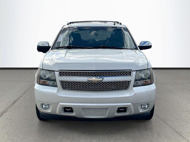 used 2011 Chevrolet Avalanche car, priced at $13,875