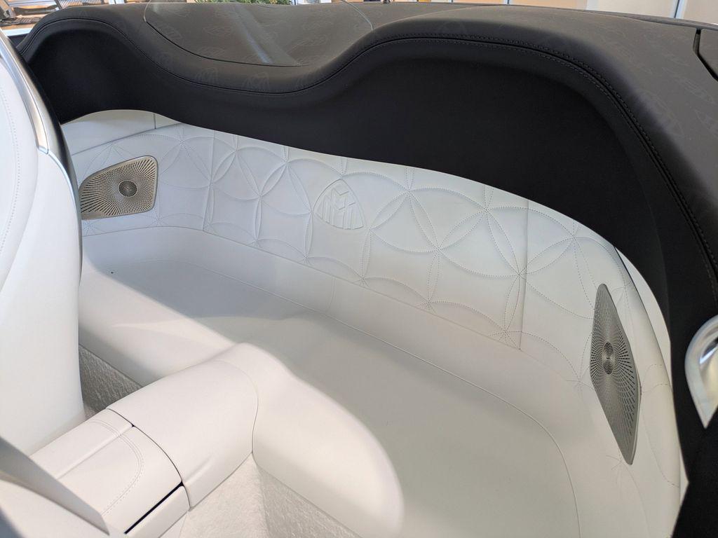 new 2026 Mercedes-Benz Maybach SL 680 Monogram Series car, priced at $227,450