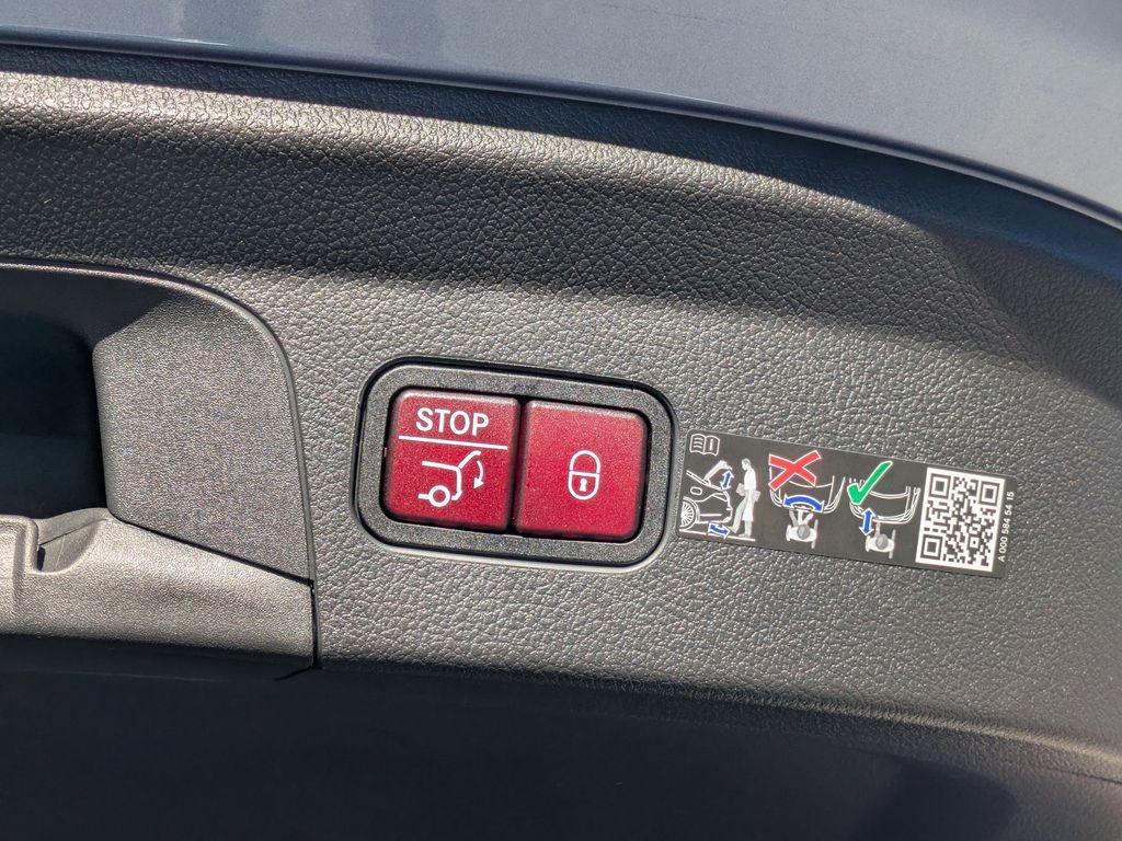 new 2026 Mercedes-Benz GLE 450 car, priced at $108,265