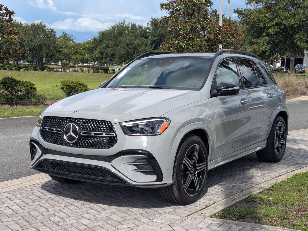 new 2025 Mercedes-Benz GLE 450 car, priced at $85,630