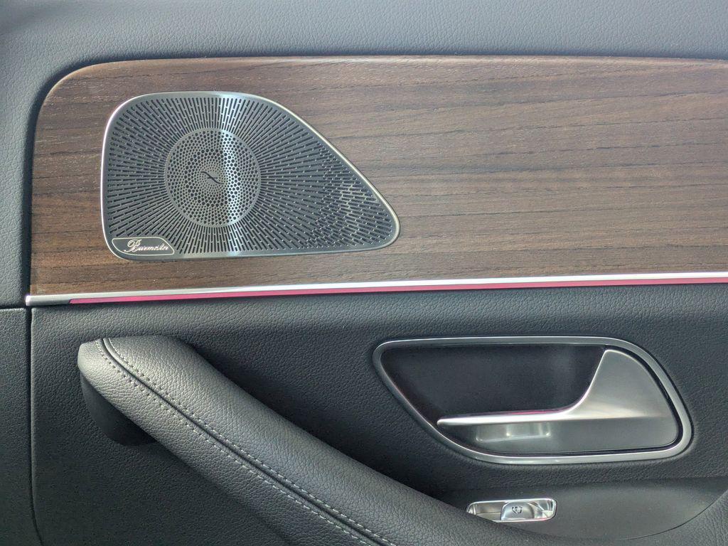 new 2025 Mercedes-Benz GLE 450 car, priced at $85,630