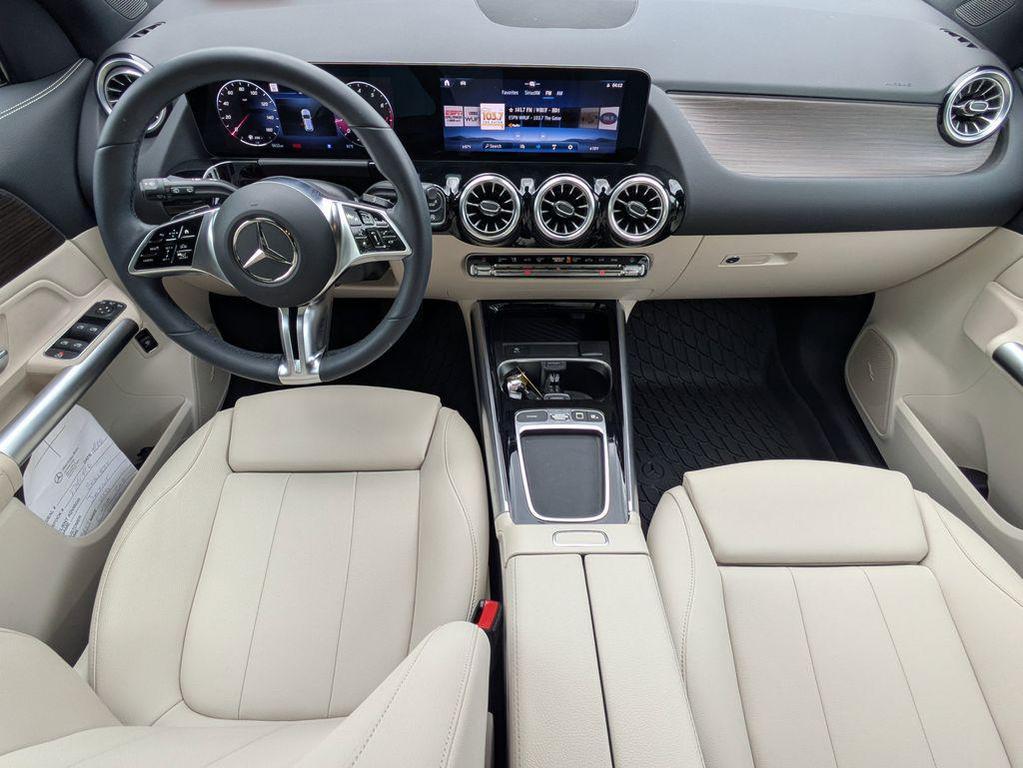 used 2025 Mercedes-Benz GLA 250 car, priced at $39,312