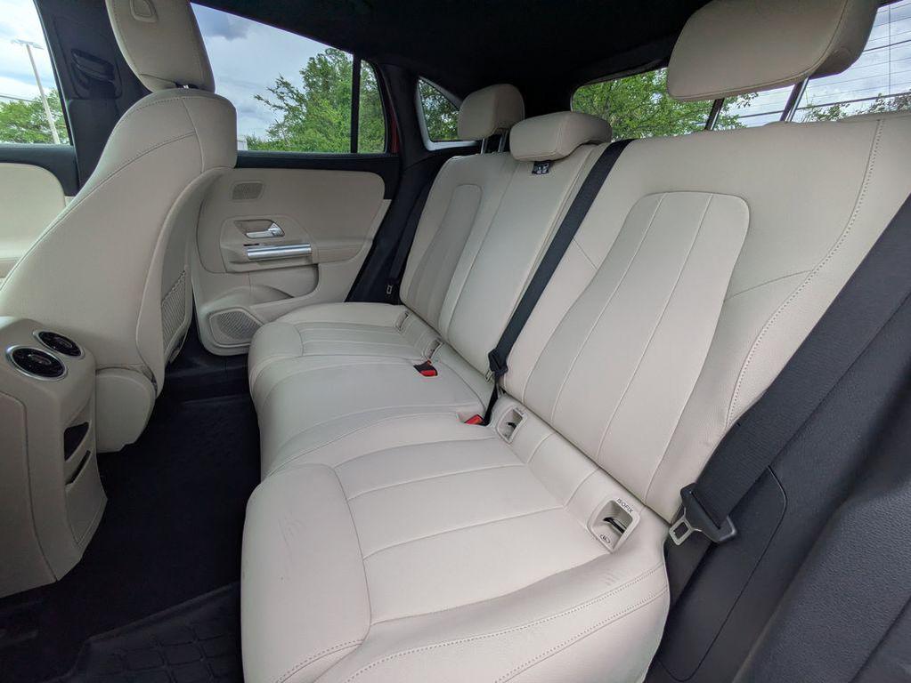 used 2025 Mercedes-Benz GLA 250 car, priced at $39,312