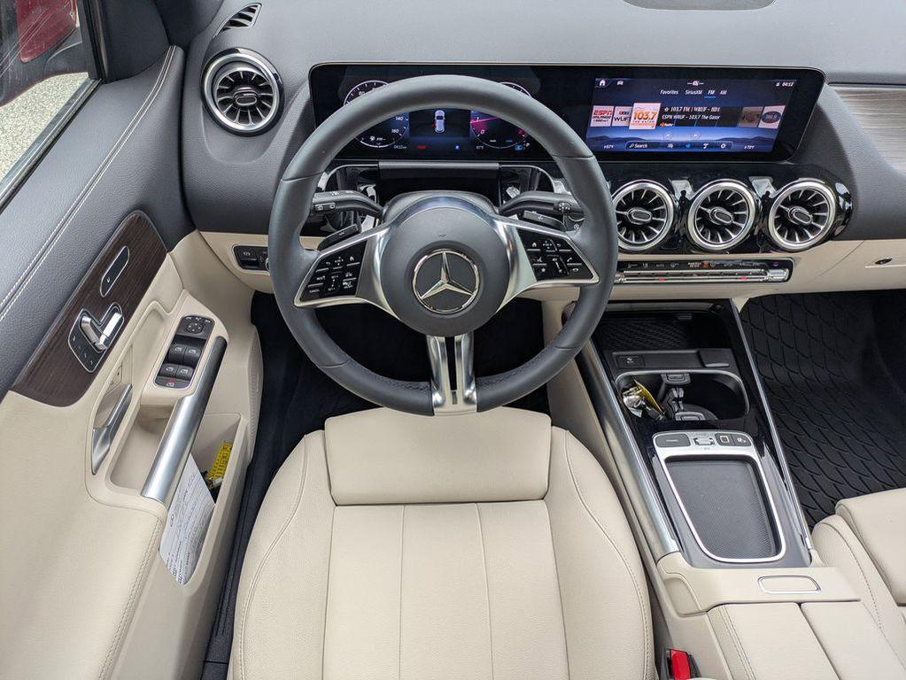 used 2025 Mercedes-Benz GLA 250 car, priced at $39,312