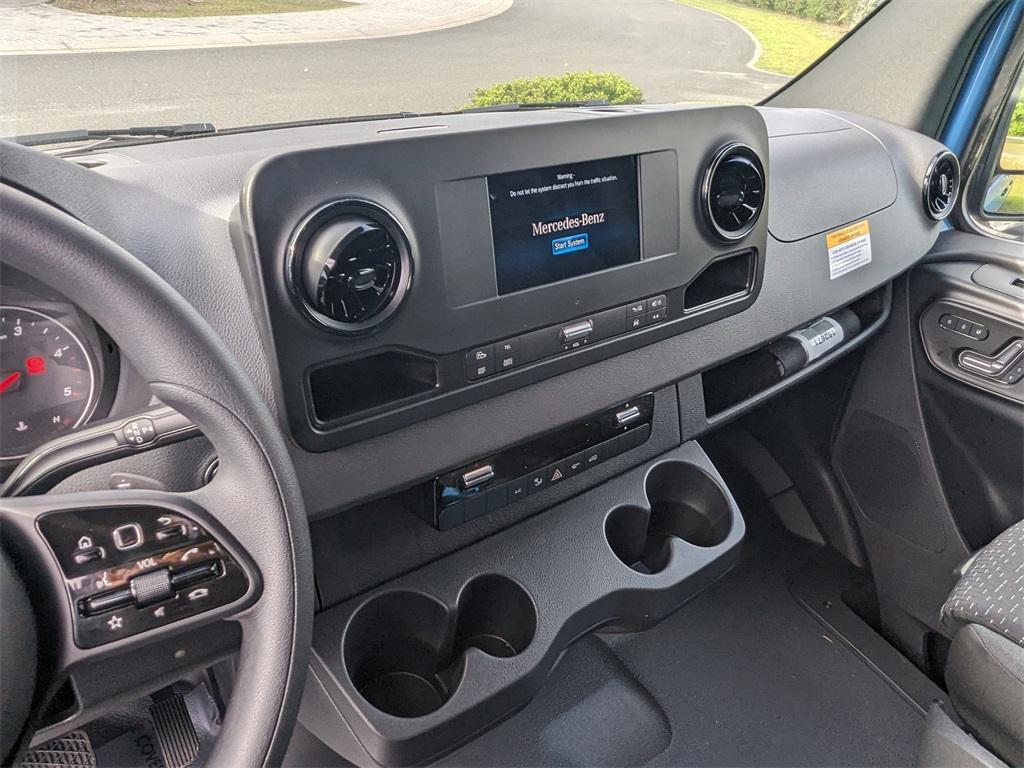 new 2024 Mercedes-Benz Sprinter 2500 car, priced at $74,667