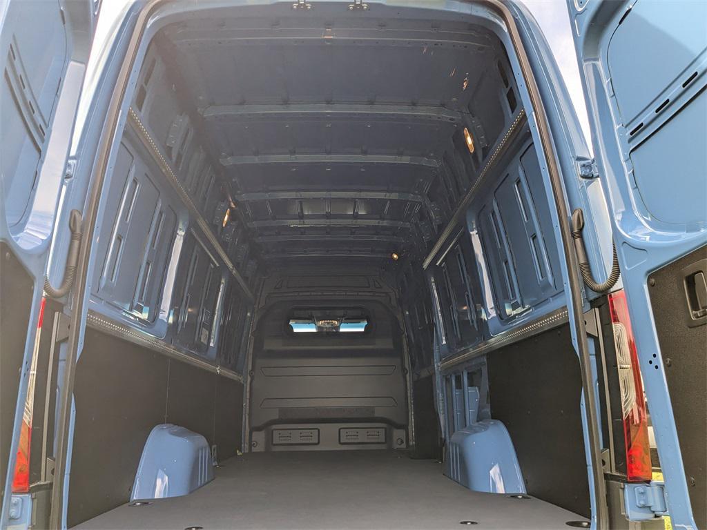 new 2024 Mercedes-Benz Sprinter 2500 car, priced at $74,667