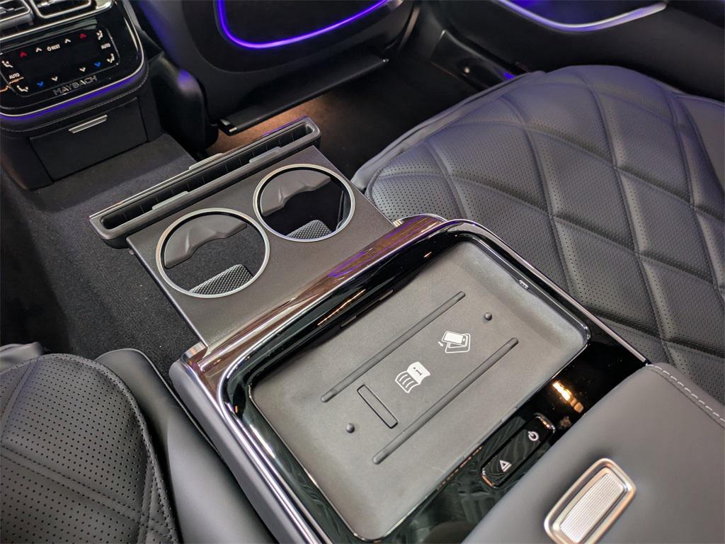 new 2026 Mercedes-Benz Maybach S 580 car, priced at $208,400