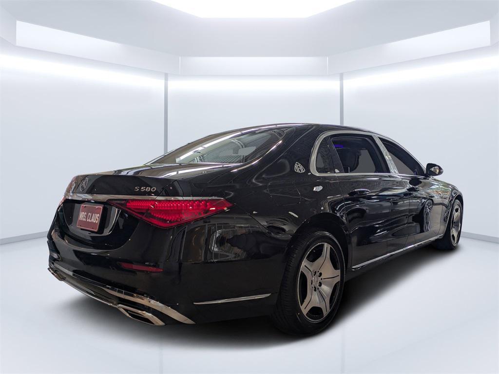 new 2026 Mercedes-Benz Maybach S 580 car, priced at $208,400