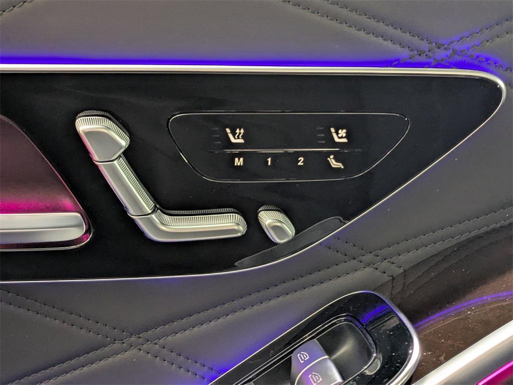 new 2026 Mercedes-Benz Maybach S 580 car, priced at $208,400