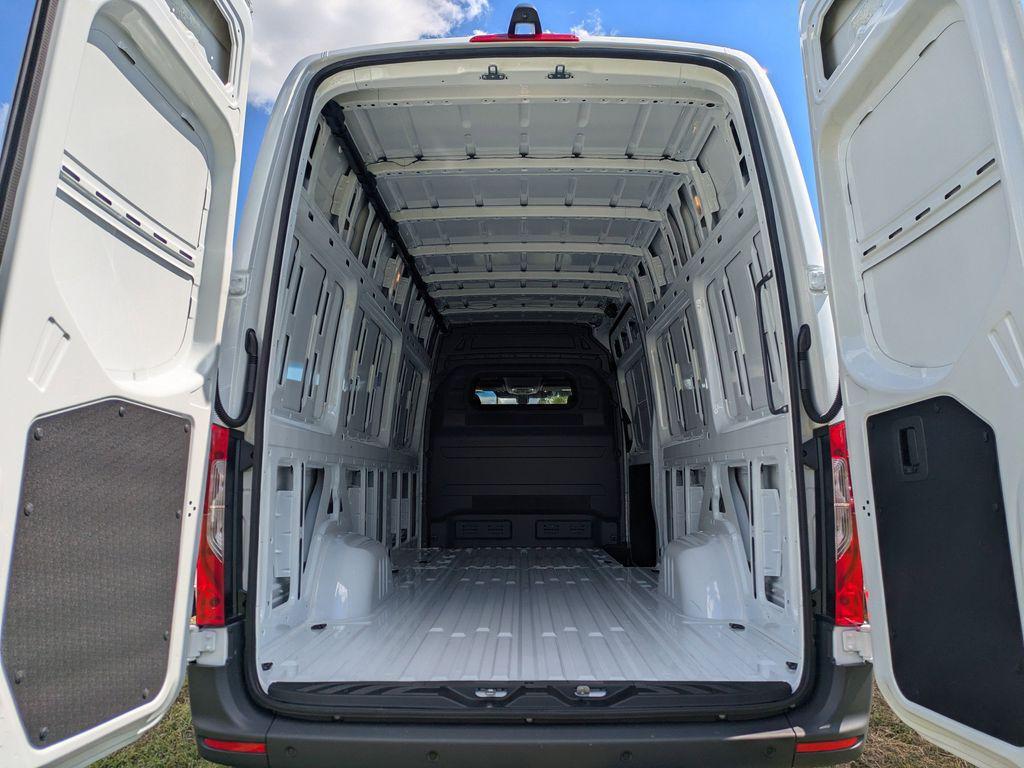 new 2025 Mercedes-Benz Sprinter 2500 car, priced at $68,252