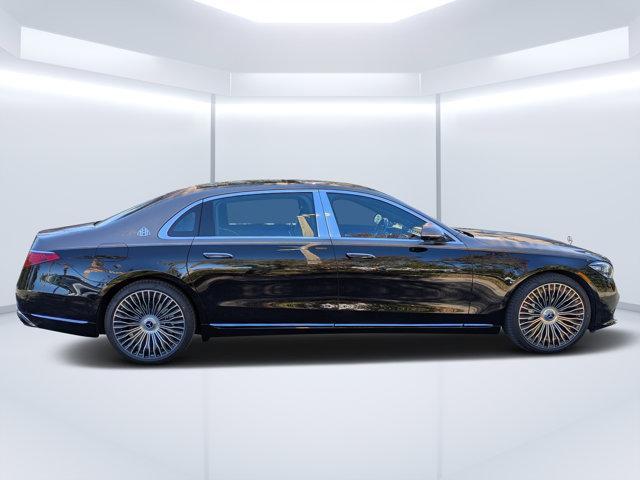 new 2026 Mercedes-Benz Maybach S 580 car, priced at $262,035