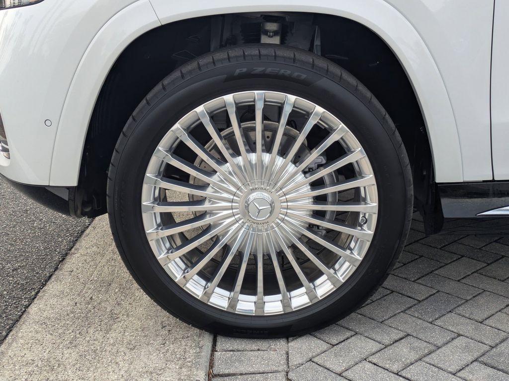 new 2026 Mercedes-Benz Maybach GLS 600 car, priced at $202,950