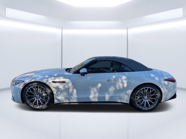 new 2026 Mercedes-Benz AMG SL 43 car, priced at $130,360