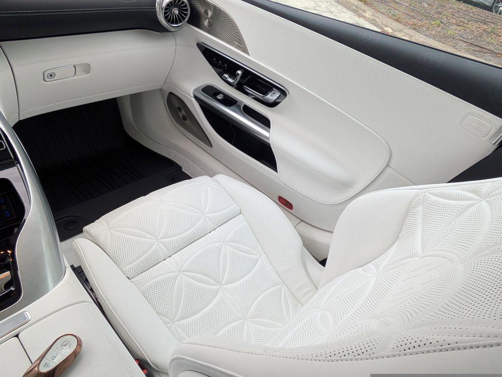 new 2026 Mercedes-Benz Maybach SL 680 Monogram Series car, priced at $234,050