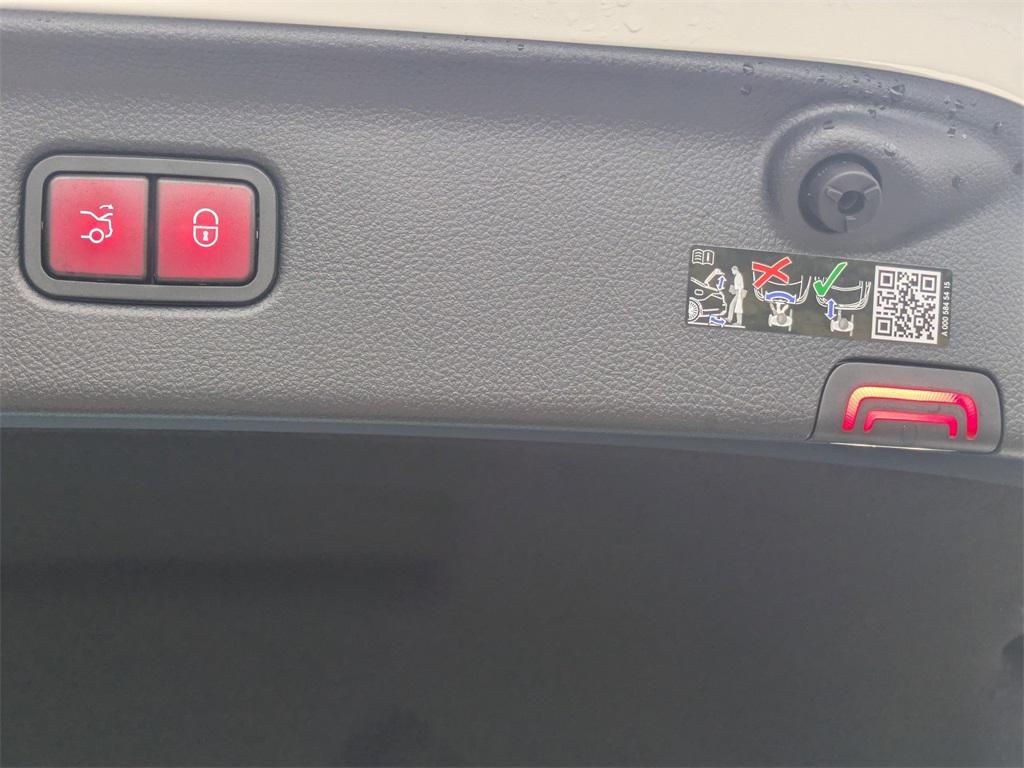 new 2025 Mercedes-Benz S-Class car, priced at $140,480