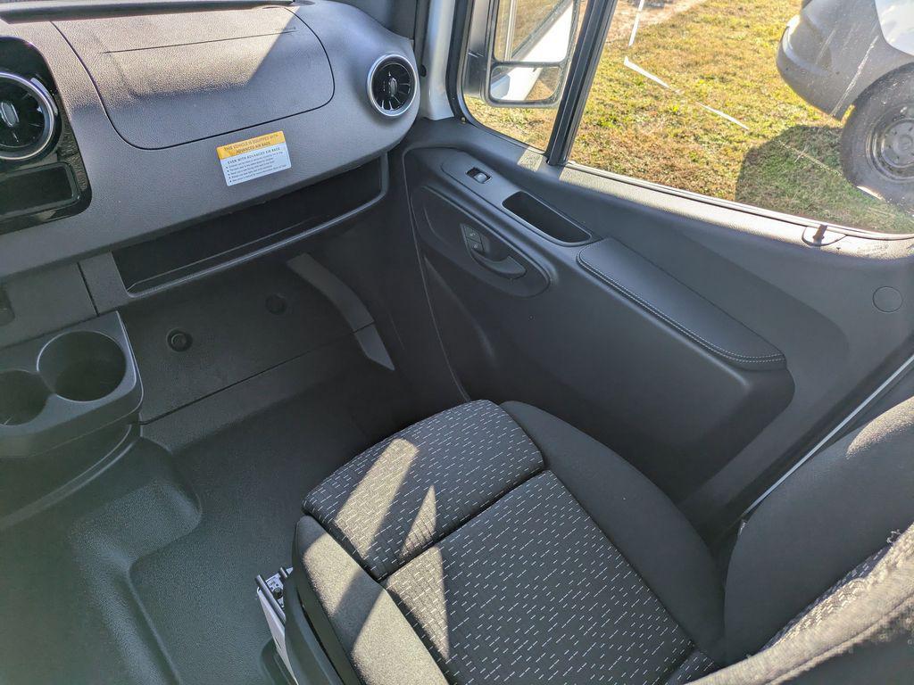 new 2026 Mercedes-Benz Sprinter 2500 car, priced at $68,929