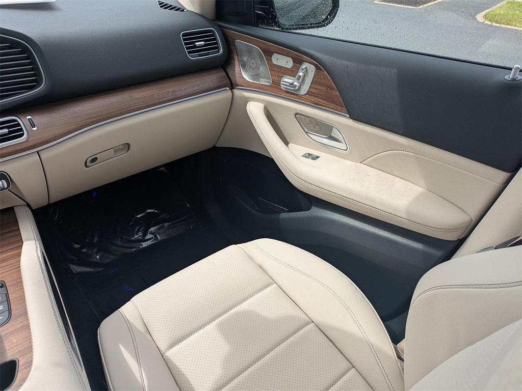 new 2026 Mercedes-Benz GLE 450 car, priced at $87,665