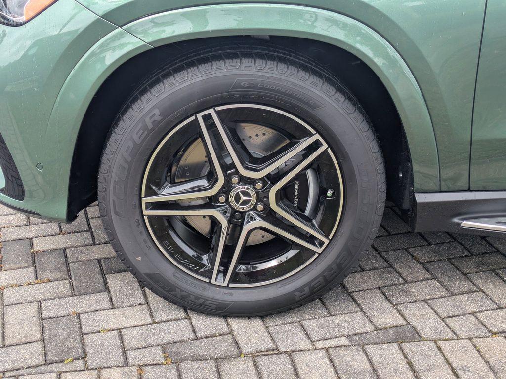 new 2026 Mercedes-Benz GLE 450 car, priced at $87,665