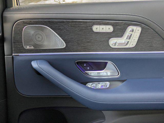 new 2026 Mercedes-Benz Maybach GLS 600 car, priced at $191,700