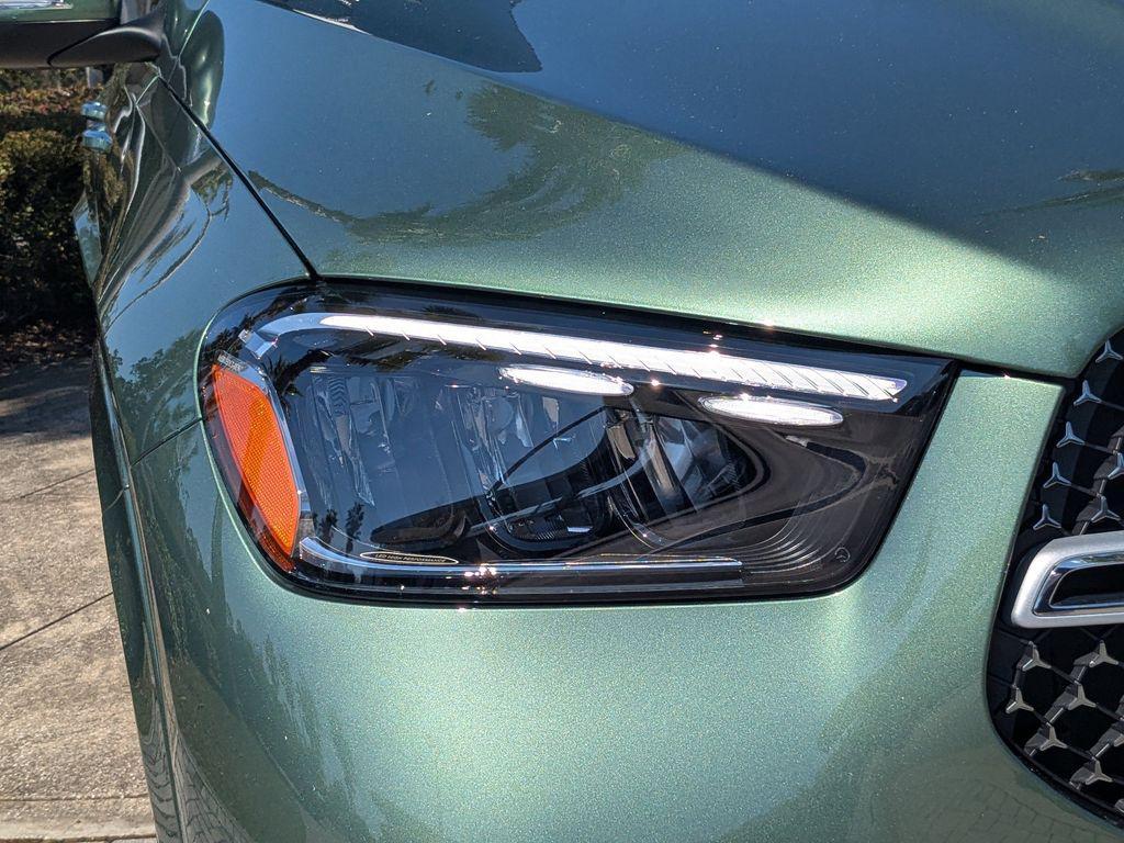 new 2026 Mercedes-Benz GLE 450 car, priced at $90,720