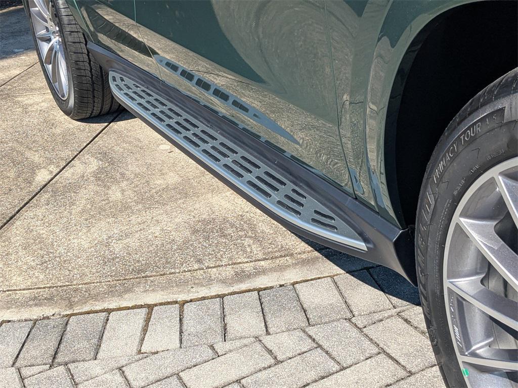 new 2026 Mercedes-Benz GLE 450 car, priced at $90,720