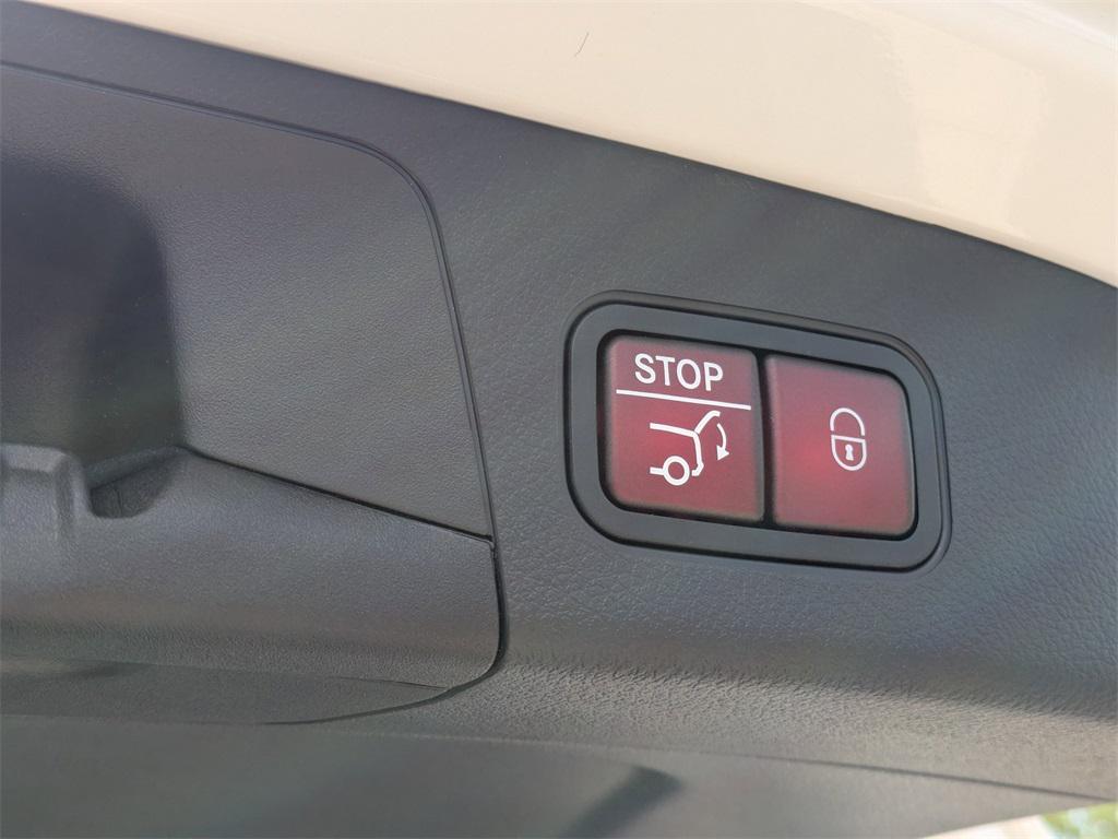 new 2026 Mercedes-Benz GLA 250 car, priced at $50,315