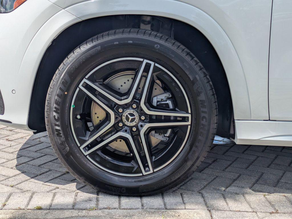 new 2026 Mercedes-Benz GLE 450 car, priced at $85,045