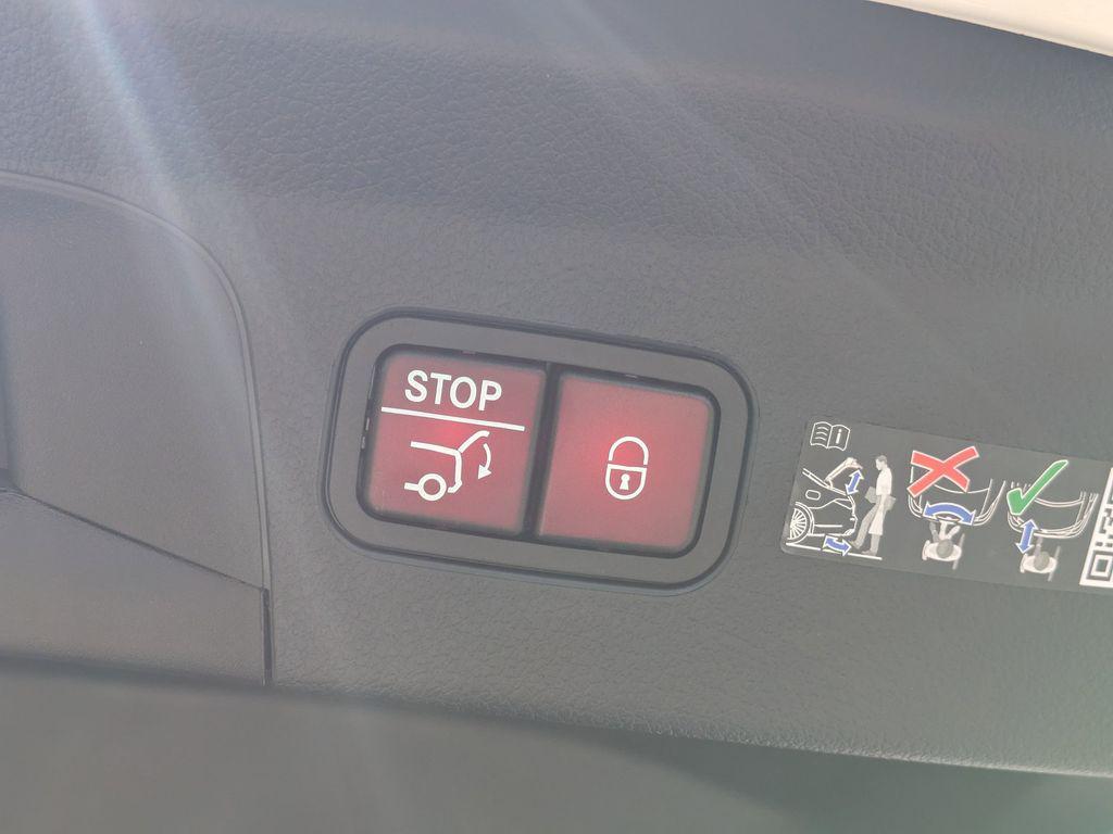 new 2026 Mercedes-Benz GLE 450 car, priced at $85,045