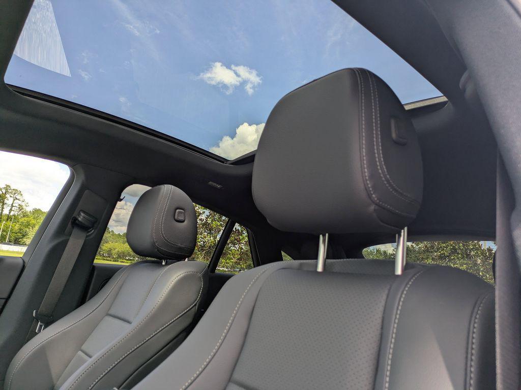 new 2026 Mercedes-Benz GLE 450 car, priced at $85,045