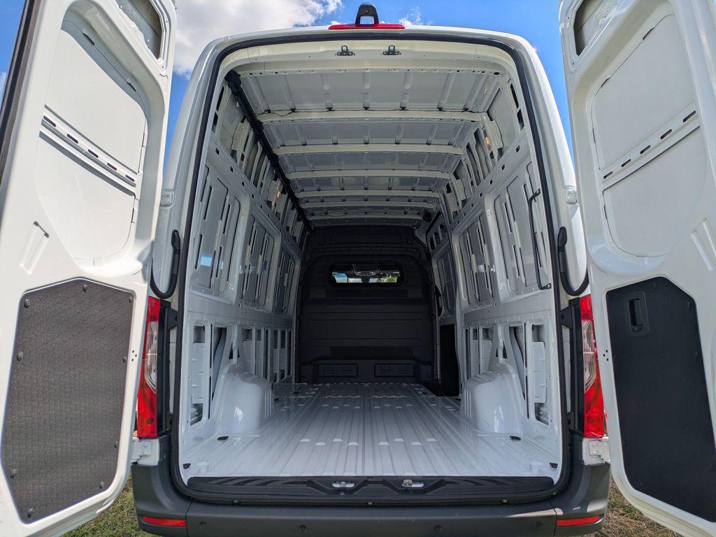 new 2025 Mercedes-Benz Sprinter 2500 car, priced at $68,252