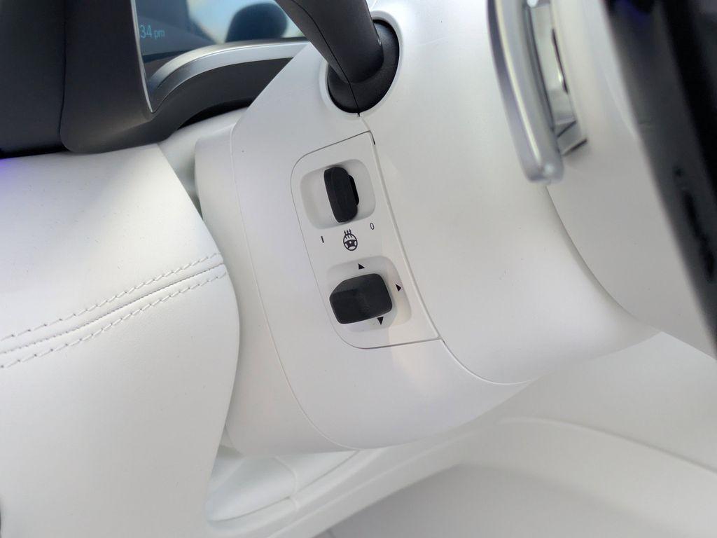 new 2026 Mercedes-Benz Maybach SL 680 Monogram Series car, priced at $227,450