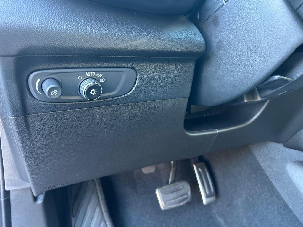 used 2022 Buick Envision car, priced at $21,700