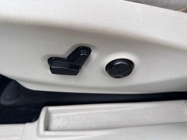 used 2017 Chrysler Pacifica car, priced at $13,589