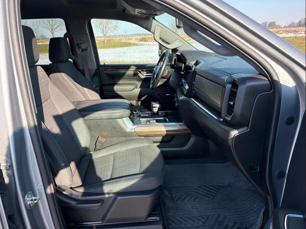 used 2024 Chevrolet Silverado 1500 car, priced at $44,987