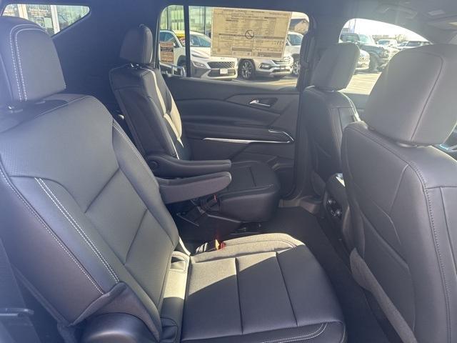 new 2026 Chevrolet Traverse car, priced at $42,980