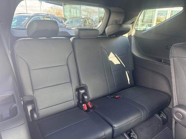 new 2026 Chevrolet Traverse car, priced at $42,980