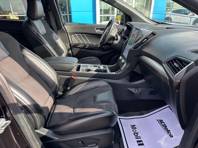 used 2022 Ford Edge car, priced at $28,300