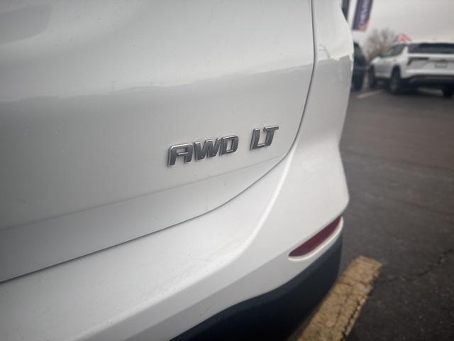 used 2024 Chevrolet Equinox car, priced at $21,499