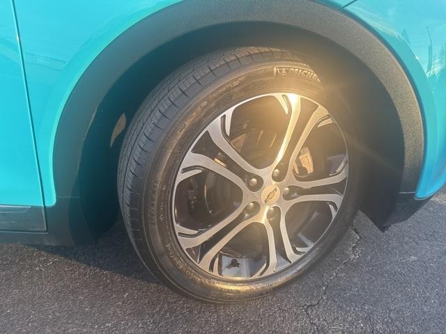 used 2021 Chevrolet Bolt EV car, priced at $13,300