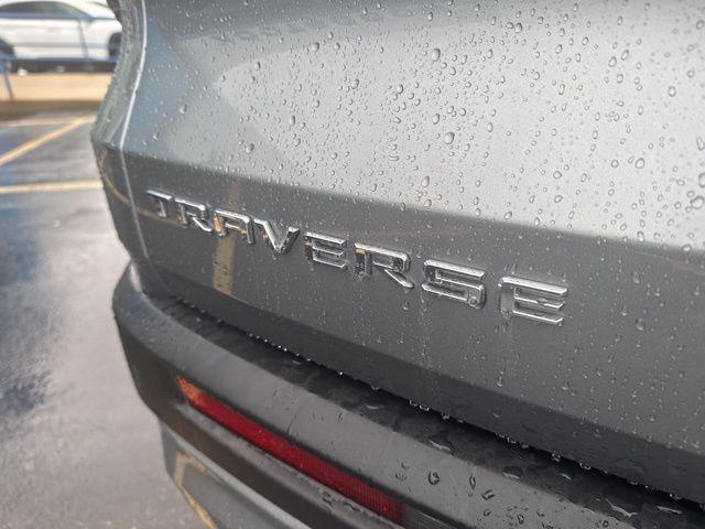 used 2025 Chevrolet Traverse car, priced at $33,690