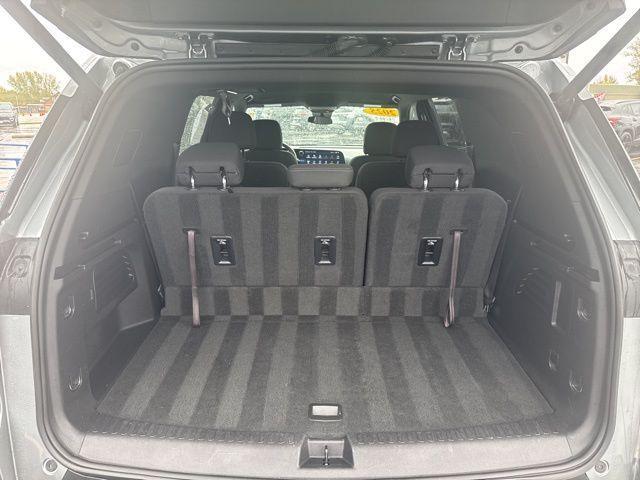 used 2025 Chevrolet Traverse car, priced at $33,690