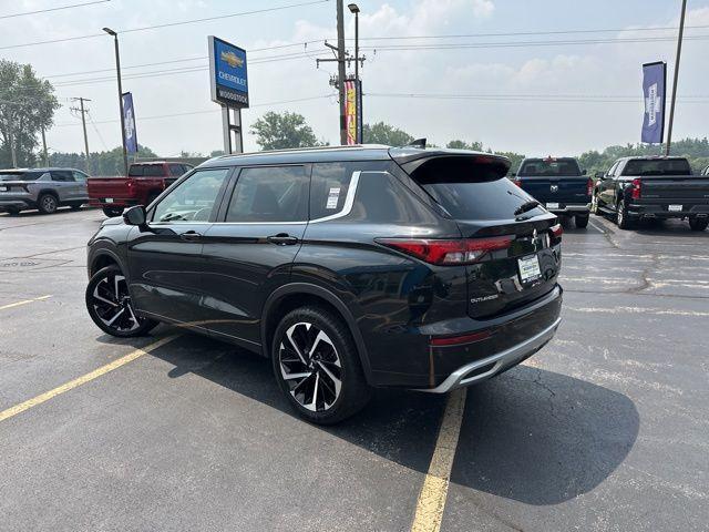 used 2023 Mitsubishi Outlander car, priced at $25,700