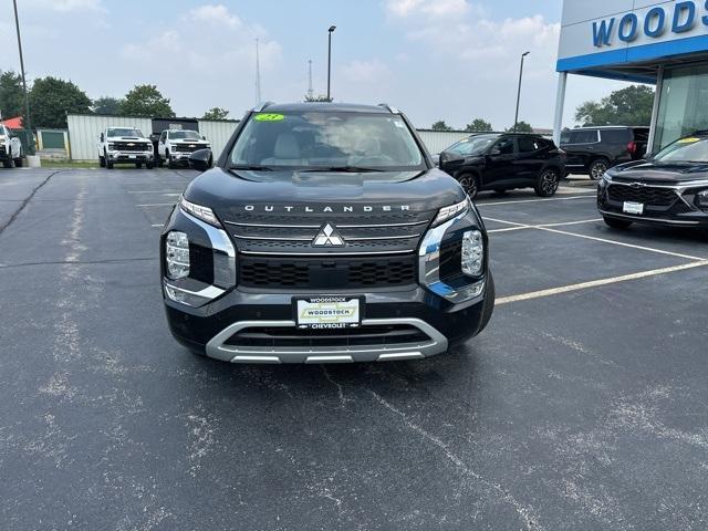 used 2023 Mitsubishi Outlander car, priced at $25,900