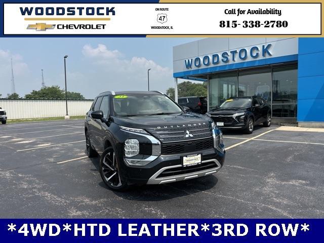 used 2023 Mitsubishi Outlander car, priced at $25,900