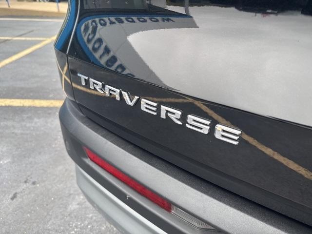 used 2025 Chevrolet Traverse car, priced at $33,200