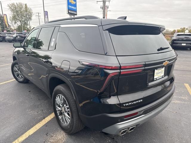 used 2025 Chevrolet Traverse car, priced at $33,200