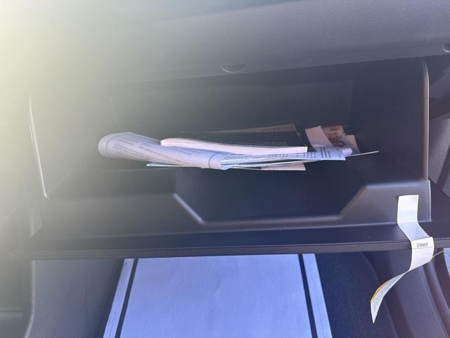 used 2025 Chevrolet Traverse car, priced at $33,800